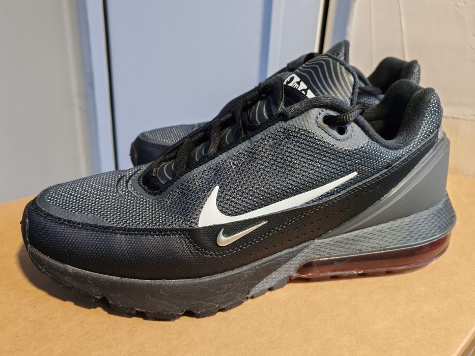Nike air  маратонки 44 номер