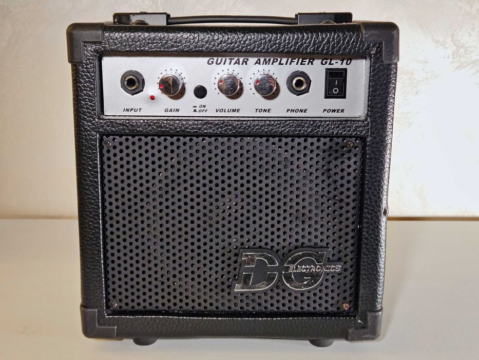 Amplificator Chitara Electrica DG Electronics GL-10, sunet foarte cald