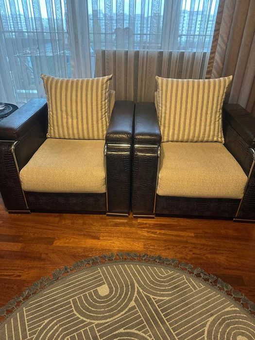 Set Canapea 2 Fotolii+1 Canepea 2 Locuri+1 Canepea 3 Locuri