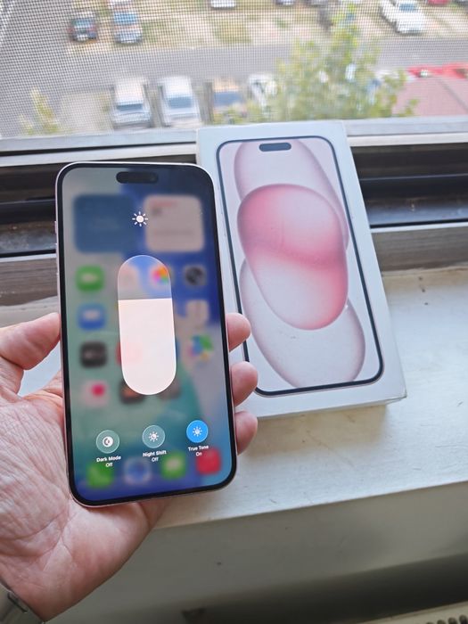 iPhone 15 Plus Rose 128GB Stare foarte buna totul original liber retea