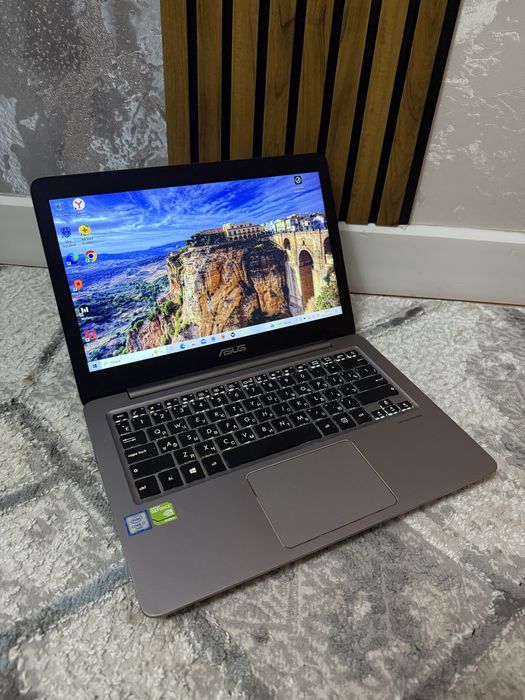 Asus Zenbook/ i7-6500/8/512/GF 940mx