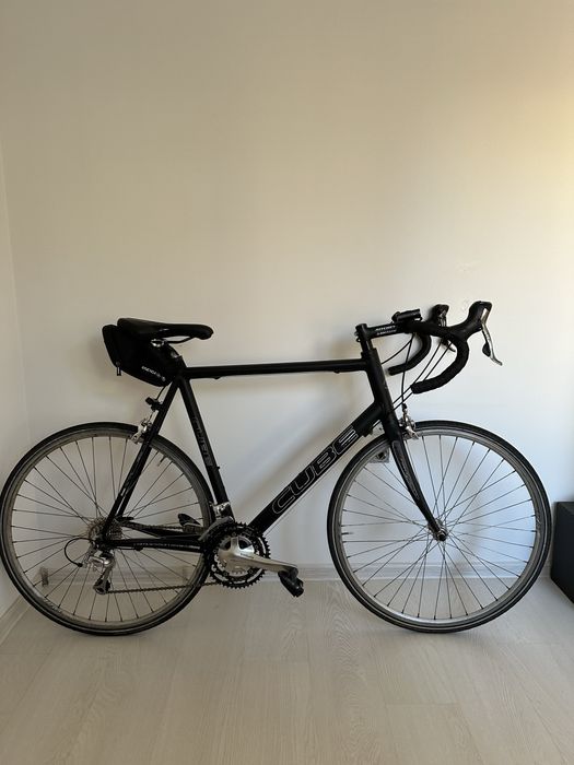 Шосеен Велосипед Cube - Нови части + Основно обслужване