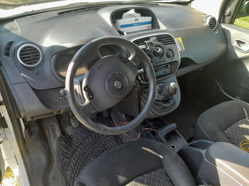 Renault kangoo maxi 2014