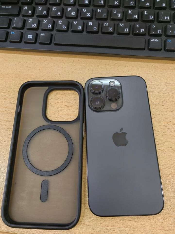 Iphone 14 pro. Много запазен