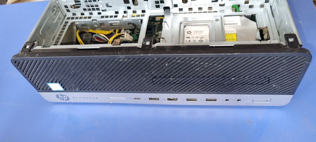 HP 800 G3 компютърна кутия с захранване и неработещо дъно