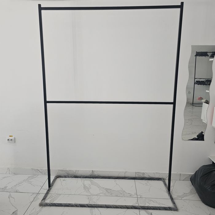 Stendere metalice , profesionale , rezistente , impecabile estetic