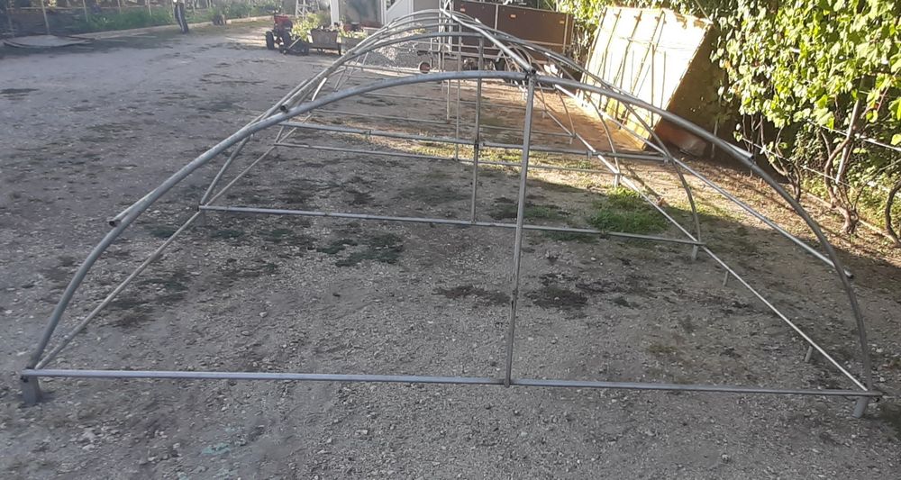 Vand arcade pentru solar