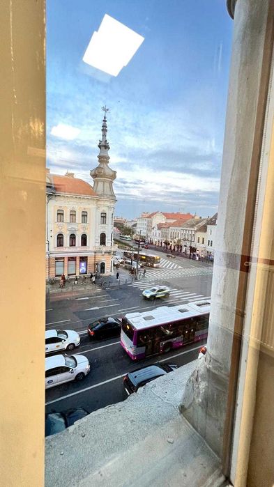 De inchiriat birou de 230 mp in centrul orasului