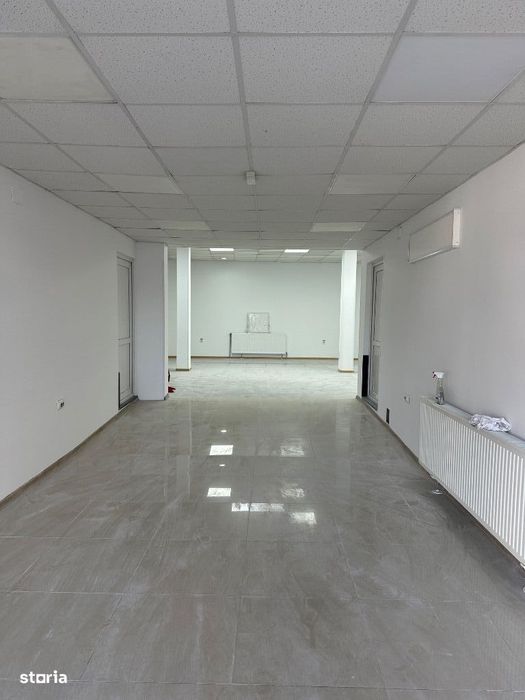 Campina - zona ultracentrala - Spatiu Comercial - 1250 Euro + Tva