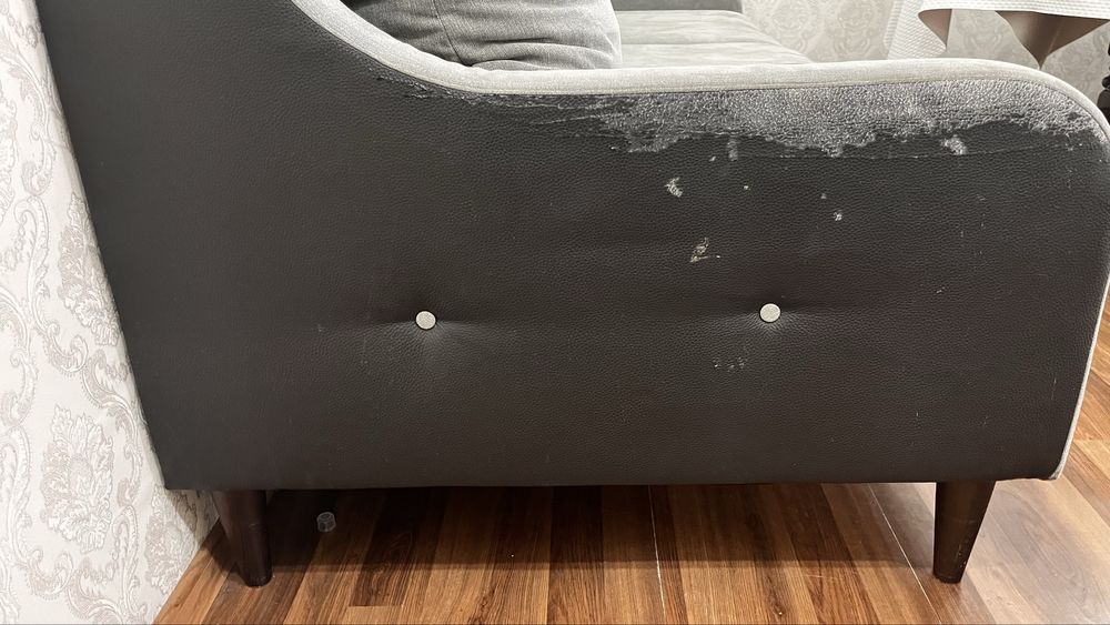 Продам срочно диван