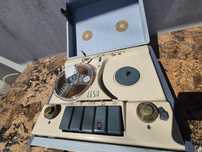 Vând magnetofon LESA ,model LS3,made in Italy