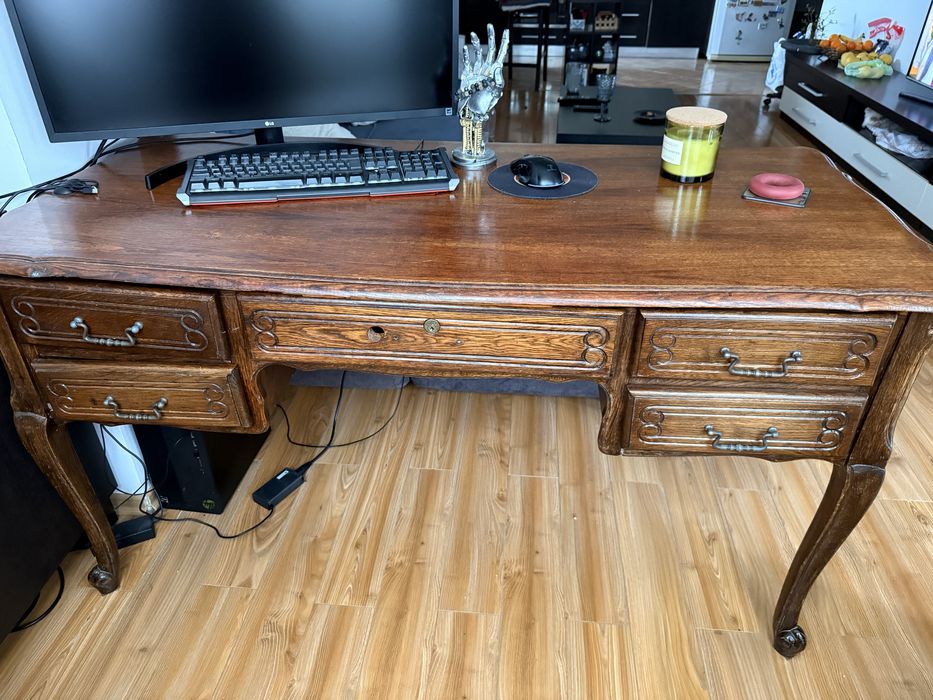 De vânzare – Birou din lemn masiv, stil vintage