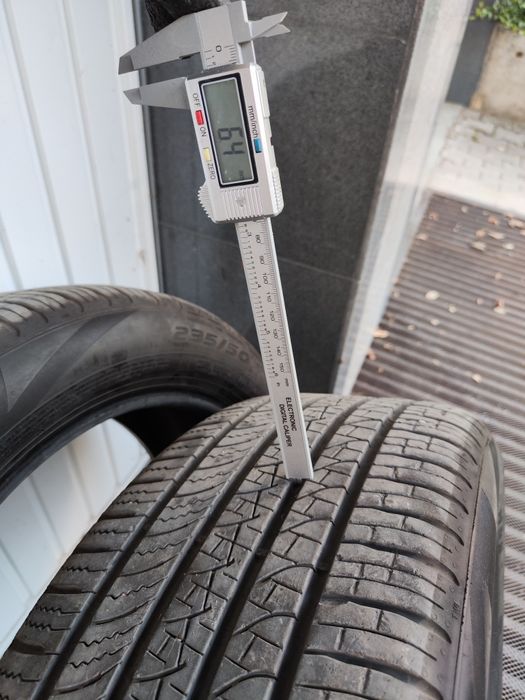 Pirelli Scorpion 255 45 20/ 235 50 20