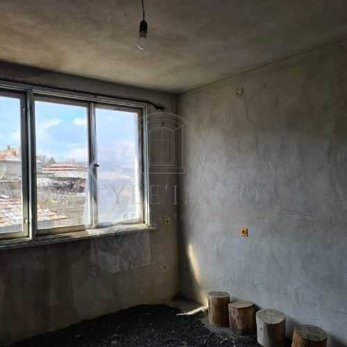 Продава се Къща в Разград, Промишлена зона - Запад - 194 кв.м за 523 €/кв.м - Снимка #1