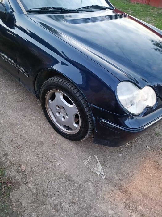 Mercedes C200 compressor