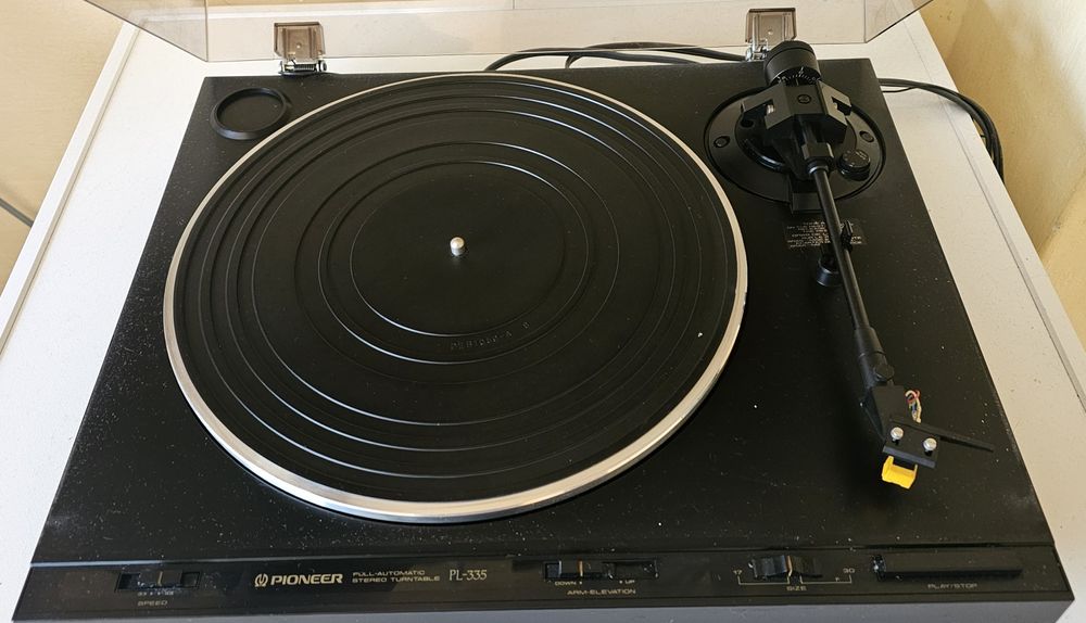 Грамофон Pioneer PL-335