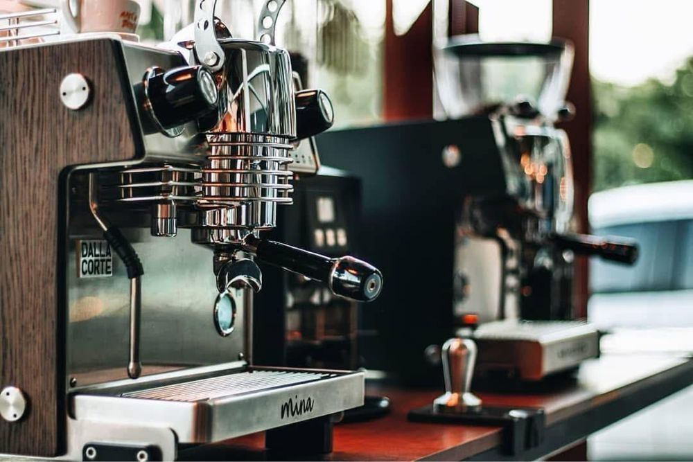 Inchiriez espressor pt evenimente / comodat profesional rasnita birou