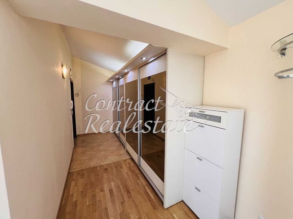 Дава се под наем Двустаен апартамент в Варна, Център - 90 кв.м за 650 € - Снимка #15