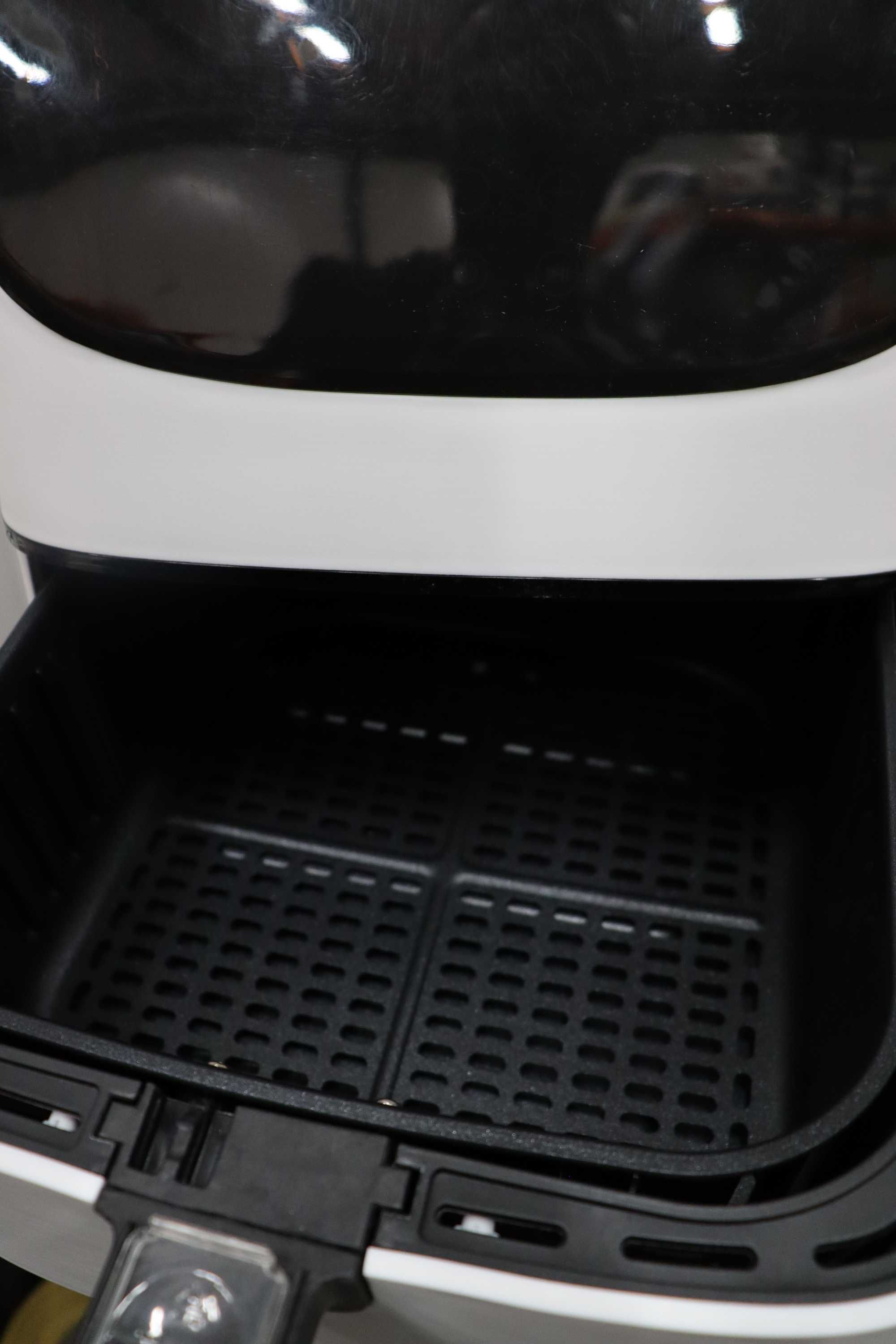 Фритюрник с горещ въздух Cosori Premium Smart Air Fryer, 5.5L Бял