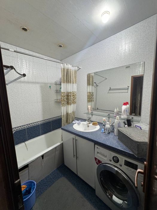 Продается квартира На паркетском 100 кв м