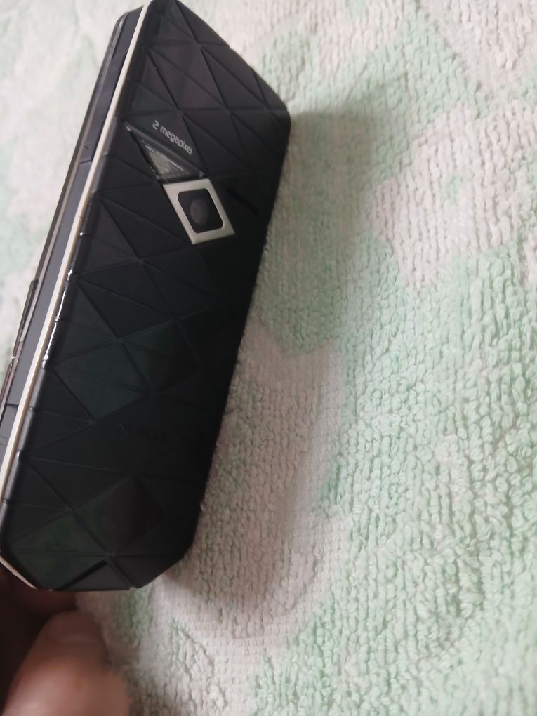 Assalom alekum telefon sotiladi Original Nokia 7500 holati rasmdagidek