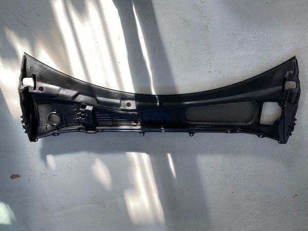 Ornament stergatoare parbriz Volvo V60 V60CC 2019+ 31479548 32314712