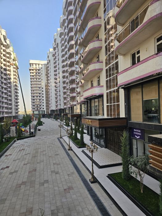 Продаётся квартира Новостроенным доме "Хон сарой"