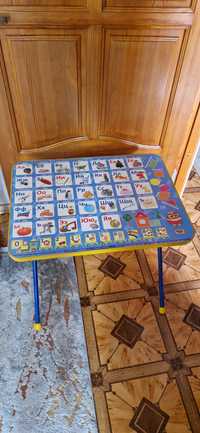 Продам детский стол со стульчиком