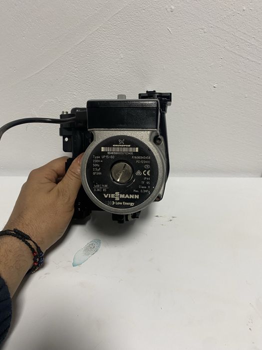 Pompa recirculara vissmann vitopend completa