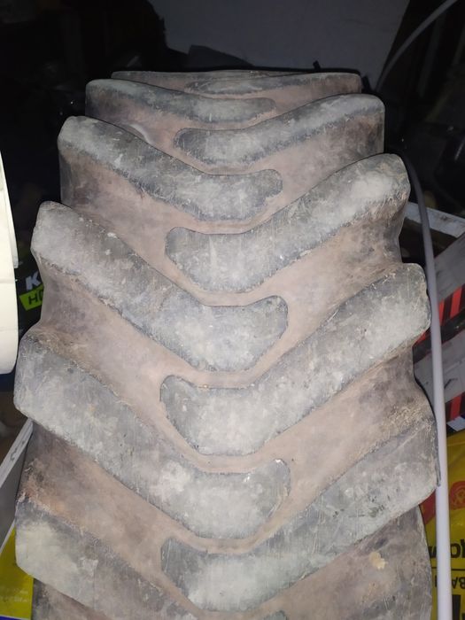 Шина 18.4.26 на спецтехнику