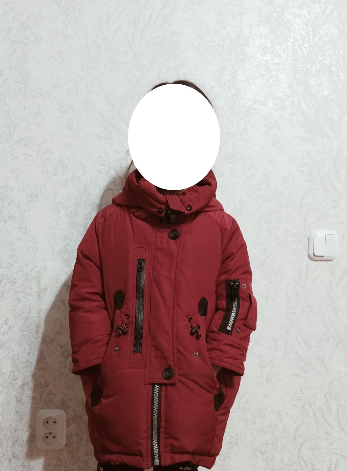 Прдам зимнюю куртку на девочку