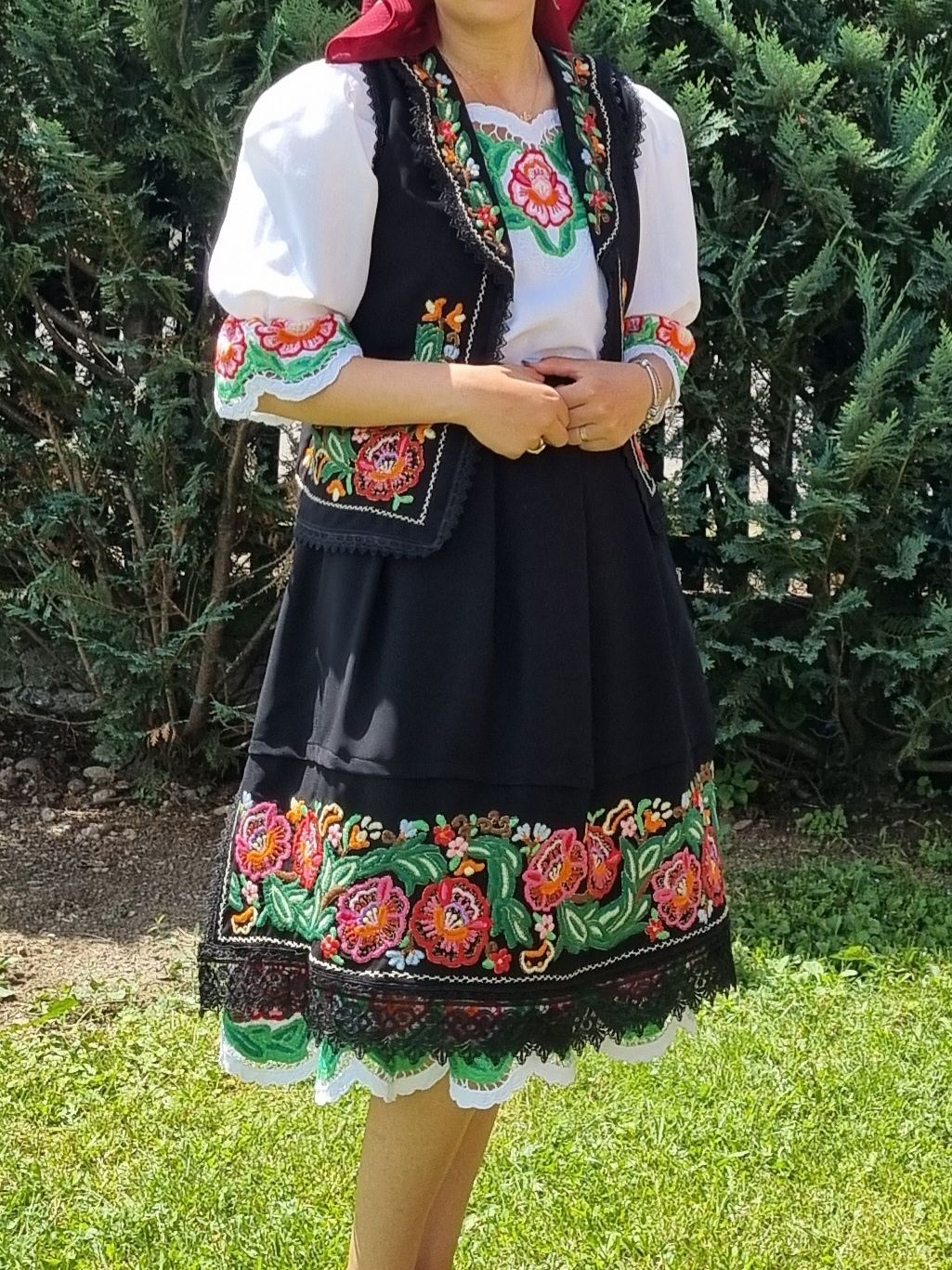 Costum popular chioar Maramureș