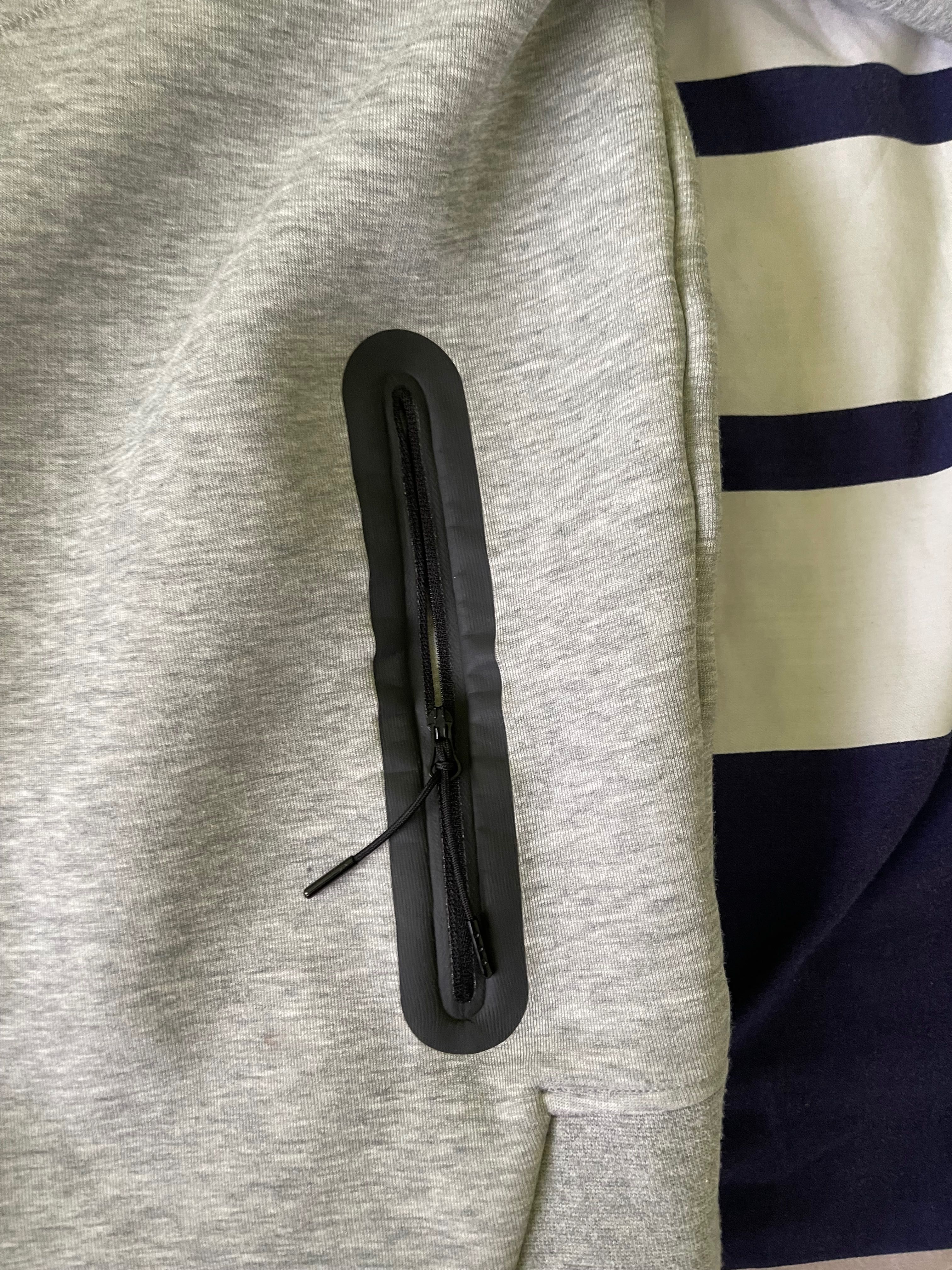 Суитчер Nike Tech Fleece