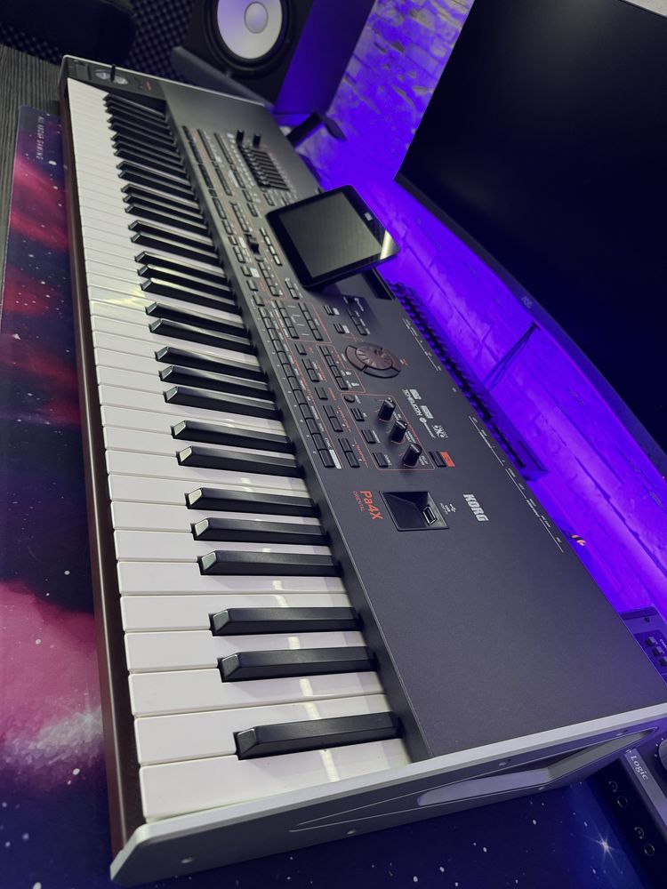 Korg PA 4 Oriental 76 Keys