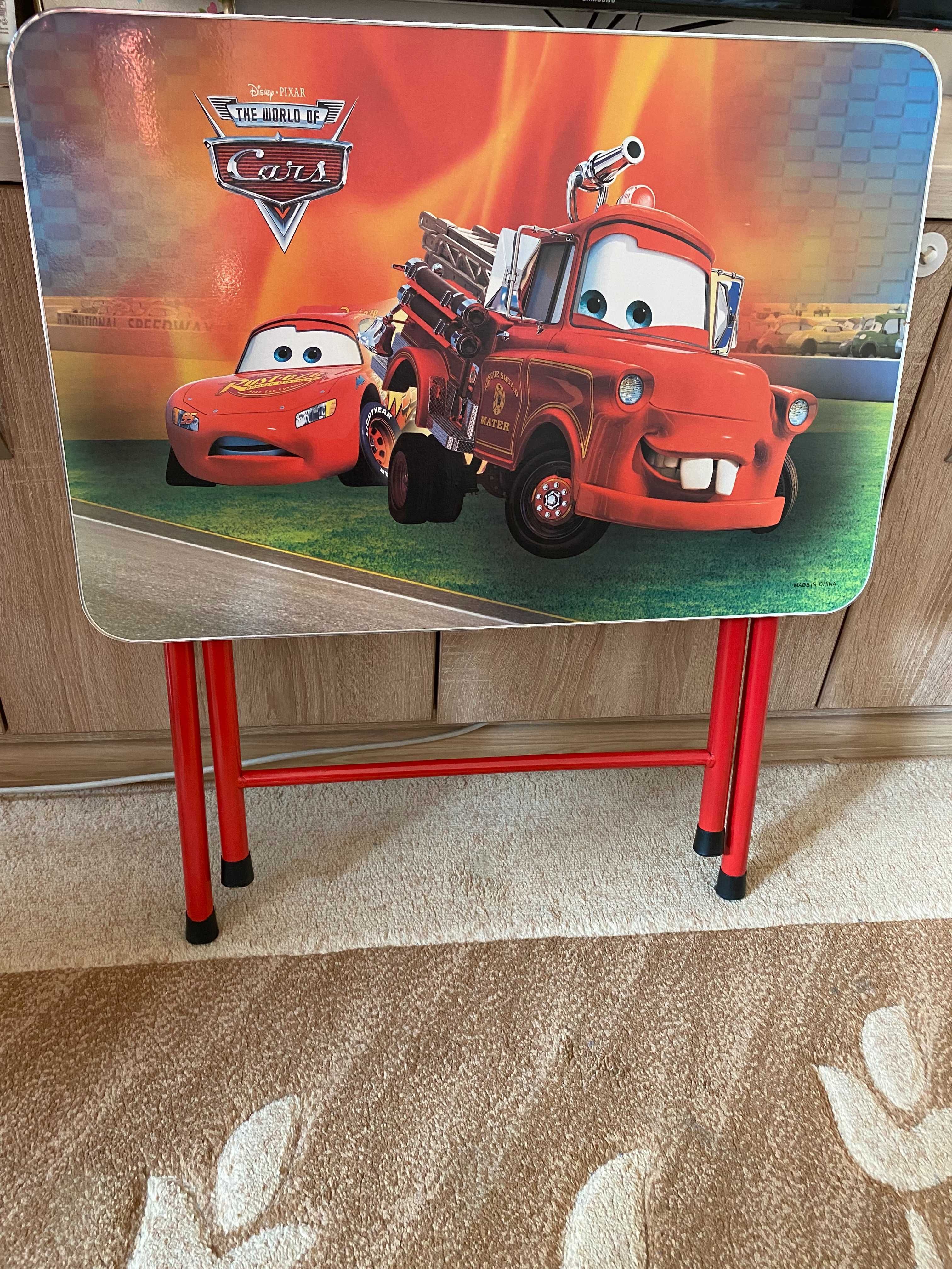 Продавам детска масичка със столче The Cars