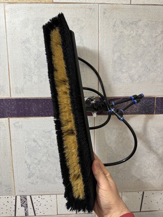 Vand domenii servicii de spalat panouri fotovoltaaice solare perii sit