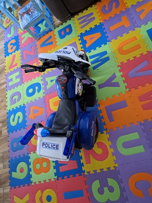 Motocicleta electrica pt. copii.