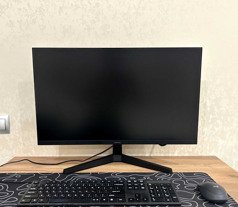 Монитор Samsung 27 дюймов