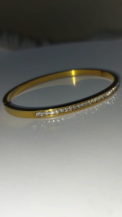 ZEYA Елегантни златисти гривни – РАЗЛИЧНИ МОДЕЛИ! Само 9,99 лв/бр.