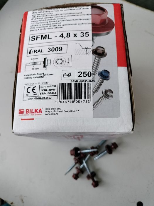 Vând surub pentru tigla metalica