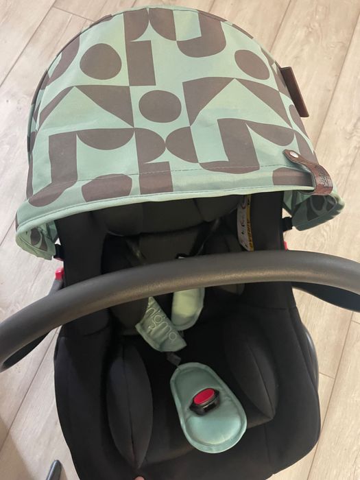 Бебешко кошче за кола.