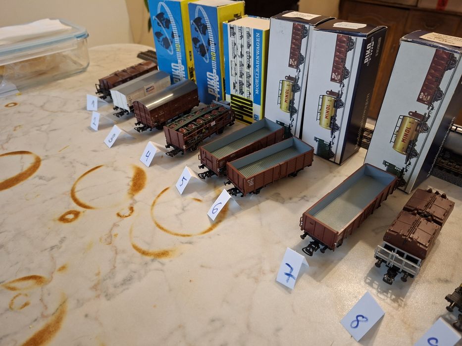 Piko / Пико / Marklin товарни и пътнически N0