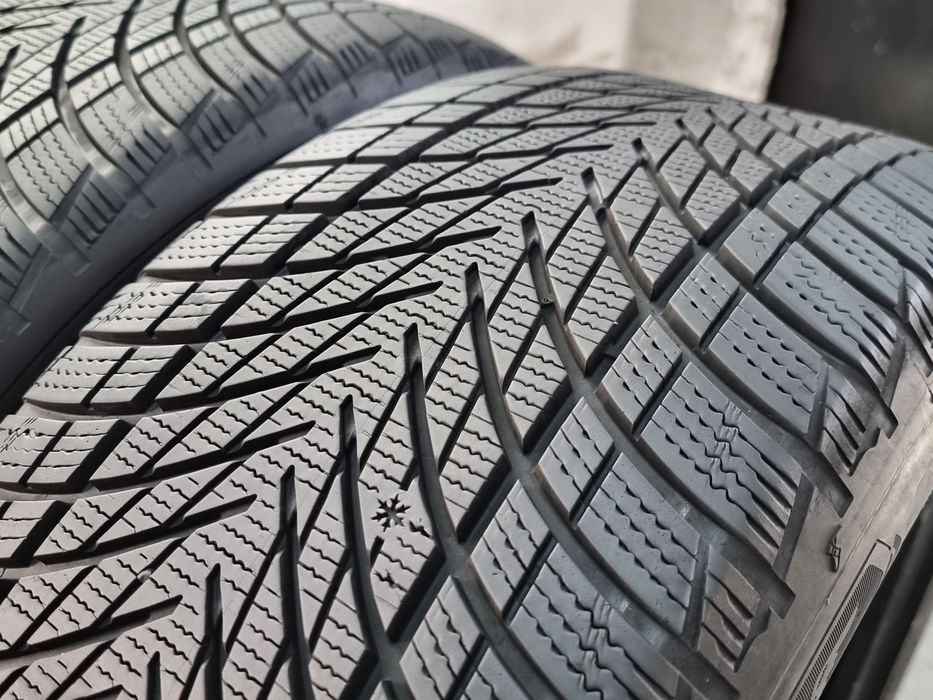 "Dot 24" 255/45/19 Goodyear 4Броя: 900лв 6.5мм