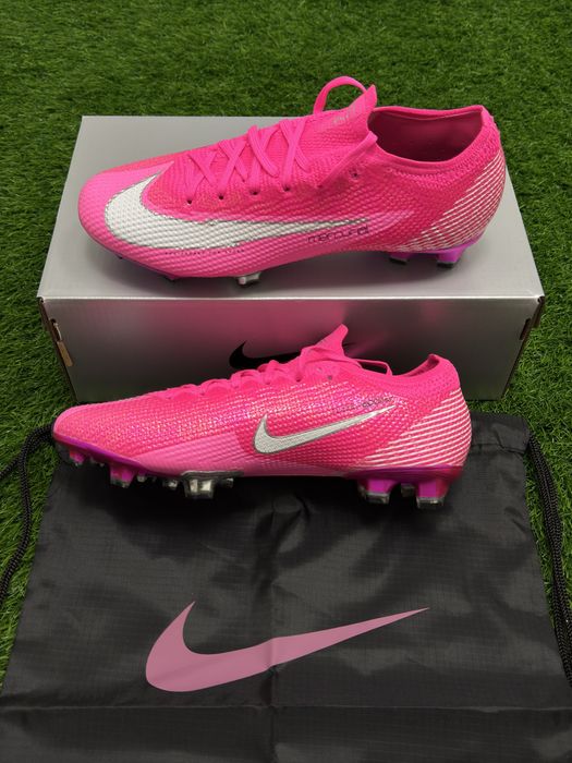 Ghete de Fotbal Nike Vapor 13 Elite Mbappe Rosa FG