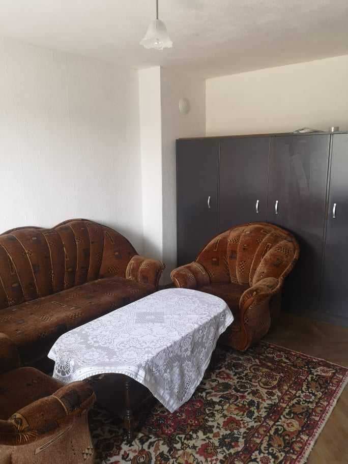 Дава се под наем Двустаен апартамент в Бургас, Славейков - 64 кв.м за 175 € - Снимка #5