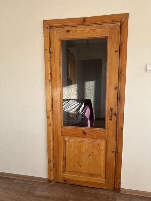 Срочно Двери межкомнатные деревянные