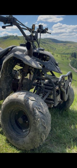 Vand doua atv uri 125cc