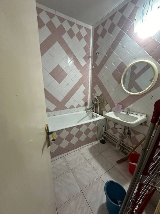 3⁴/1/9 (1 этаж). Дустлик 2, Янгихает р-н (Сергели). Квартира 80 м².