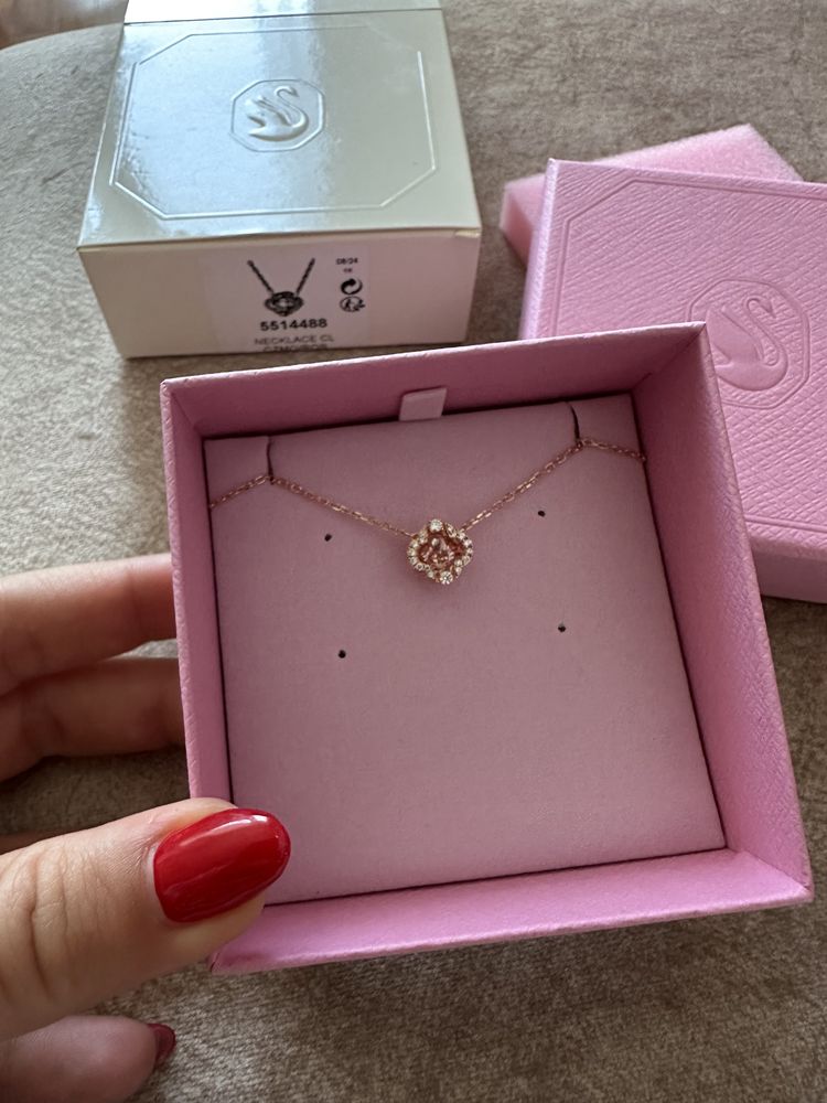 Нежно колие Swarovski