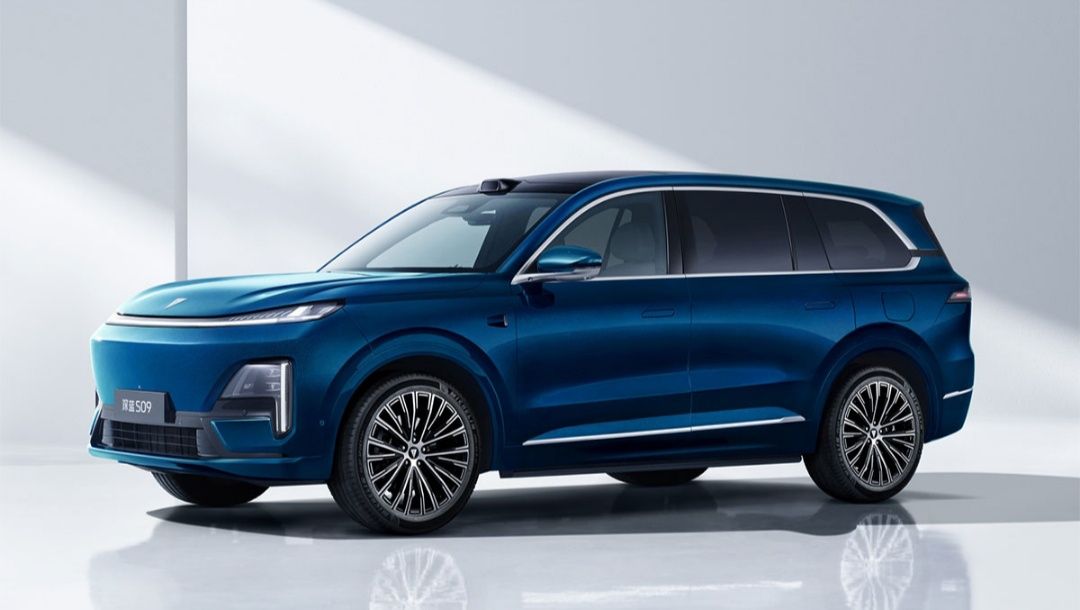 Deepal s09 ultra AWD